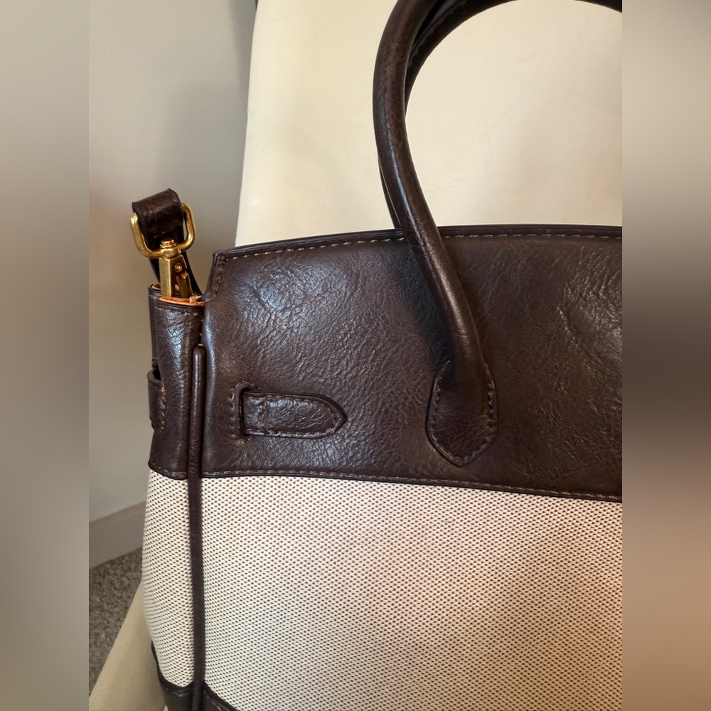 VELANTRA WEEKENDER: Elegant Brown and Cream Women's Handbag - Picture 7 of 16